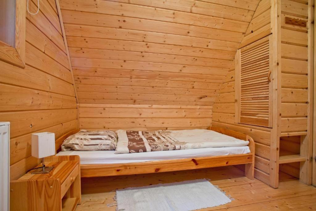Domek W Krynicy Z Sauna كرينيتسا زدروي المظهر الخارجي الصورة